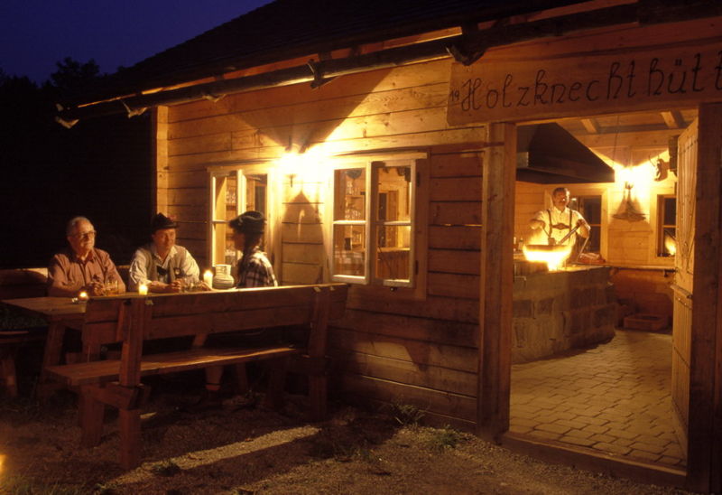 Datei:Sterzhütte Tuder.jpg