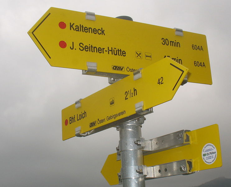 Datei:Schild nach Eisengatter.jpg