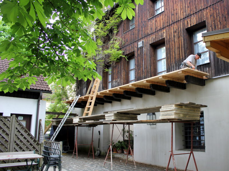 Datei:SH neuer Balkon 2013.jpg