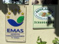 SH-EMAS-Schild bei Rezeption.jpg