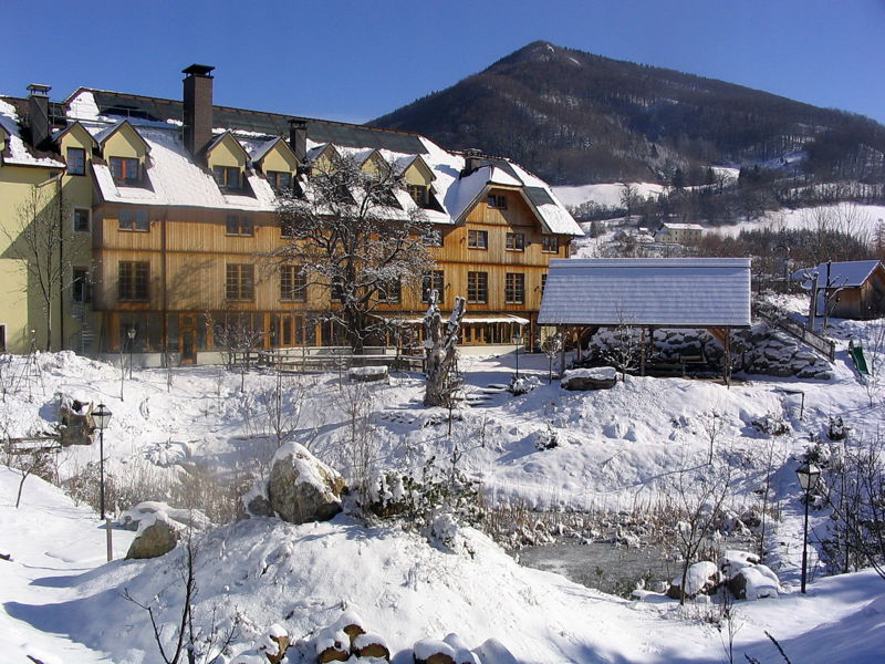 Datei:SH Winter Südgarten Übersicht.jpg