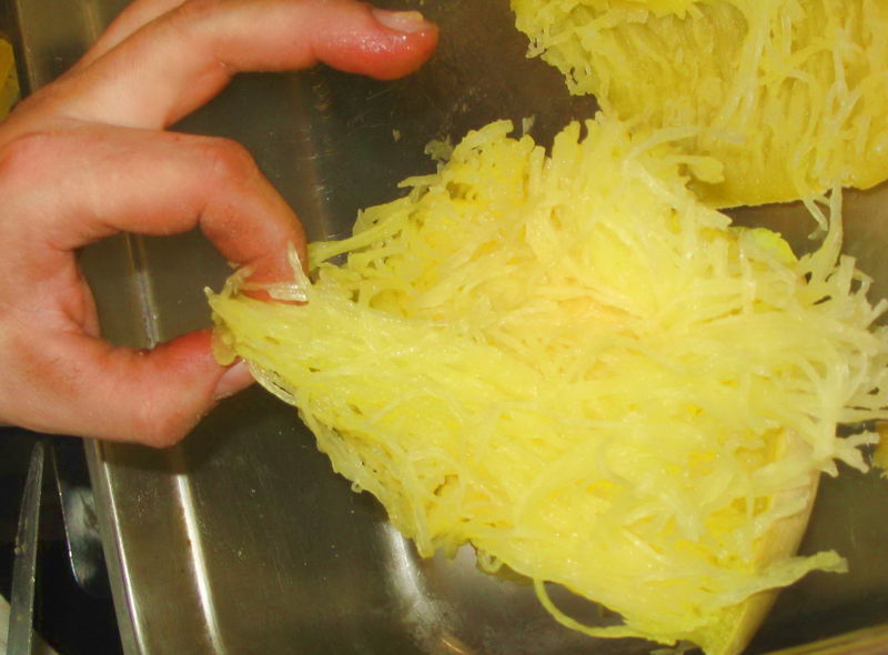 Datei:SK Spagetti-Kürbis n kochen.jpg